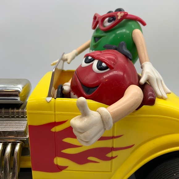 Vintage M&M's 'Rebel Without A Clue' Collectible Retired Candy Dispenser - Picture 10 of 16